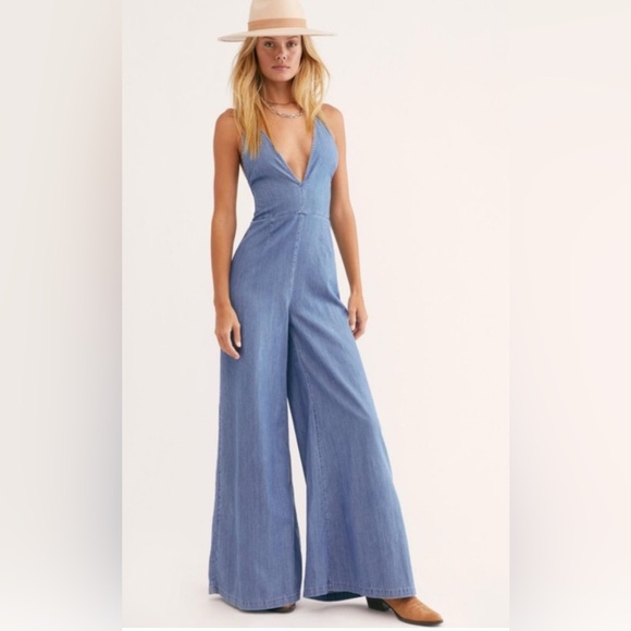 Free People Pants - Free People Josie Wide Leg Halter Jumpsuit in chambray denim, sz M